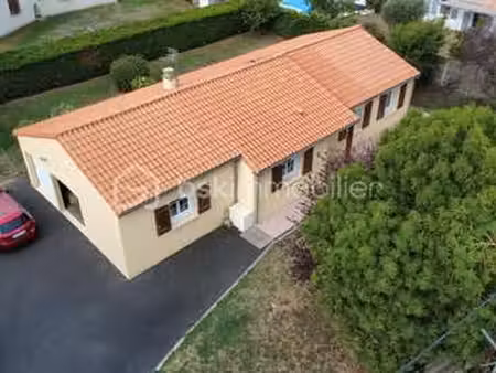 vente maison à saint-martin-de-bernegoue (79230) : à vendre / 102m² saint-martin-de-berneg