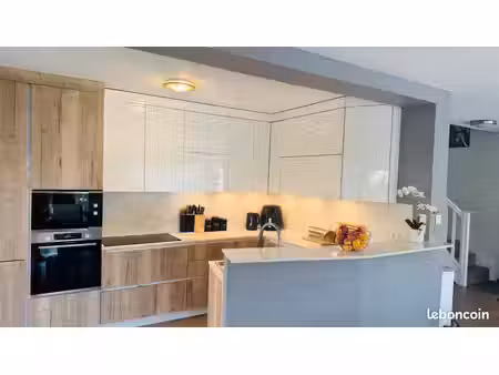 maison familiale rénovée – 130 m² – 5 chambres – jardin – garage – panneaux photovoltaique