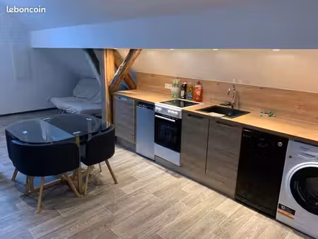 appartement f2 entièrement meublé et climatisé – 50 m²