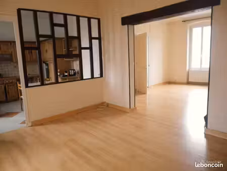 grand appartement familial 114m² (3 ch) – dispo début novembre – ruelle-sur-touvre