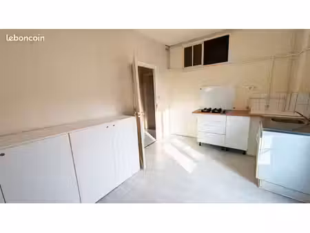 t3 78m² centre-ville thiers