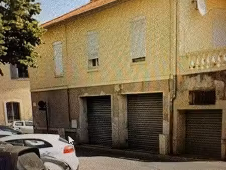 location garage individuel ou stockage 28 m2