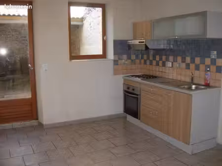 maison t3 avec cour