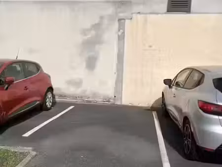 location parking 12 m² à rouen (76000)  65 €