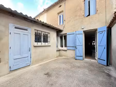 maison de village en plein centre ville avec cour extérieur et jardin !