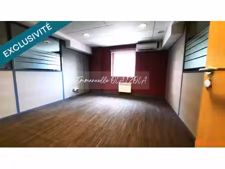 local commercial de caractère 295 m2 +cave+combles