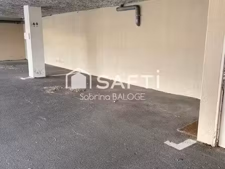 en résidence sécurisée