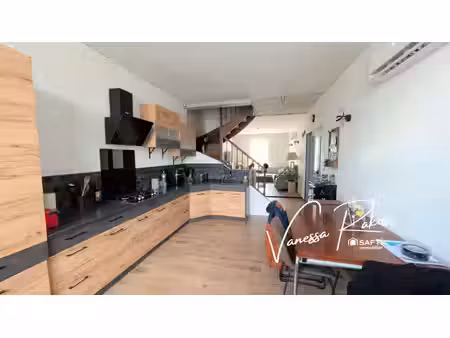 matha maison de ville  dépendance et 90 m² à créer