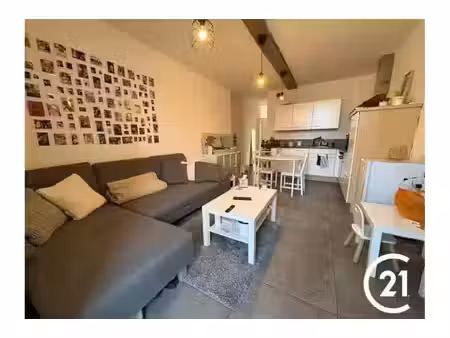 appartement à louer avec 1 chambre   ciney (vbe75706)