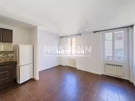 appartement 2 pièces rénové - 40 5 m² - centre-ville de stains