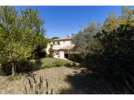 aix-les-milles -chemin du serre- maison familiale avec piscine et studio loué