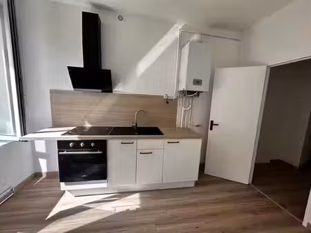 le chambon-feugerolles – t3 67 m² – 85 000 €