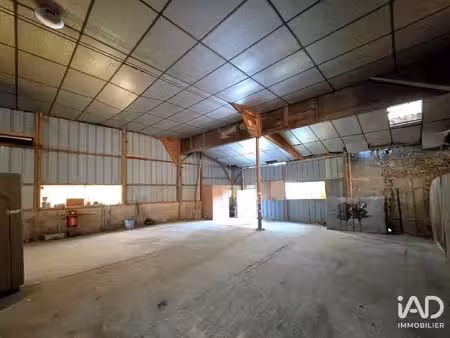 location garage 275 m²