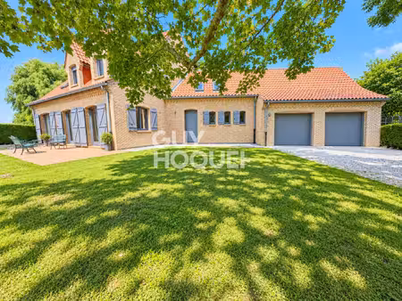 maison à vendre de 8 pièces de 200 m²