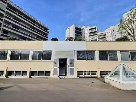 location bureaux 399m²