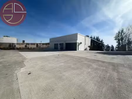 location commerce fonbeauzard 31140 250m²