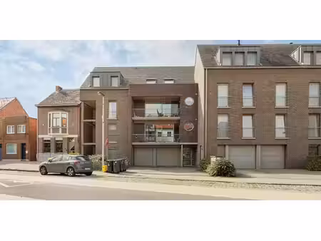 appartement à louer à koningshooikt pour € 850 avec 2 chambres à coucher