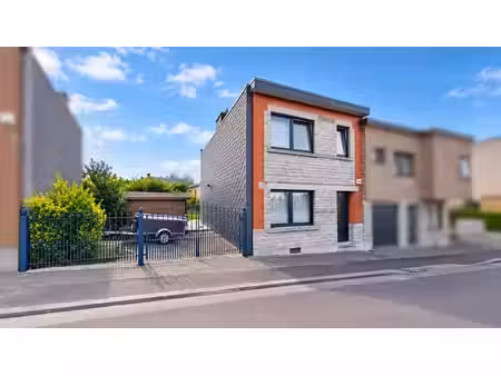 maison 3ch. avec terrasse  jardin et surface à bâtir
