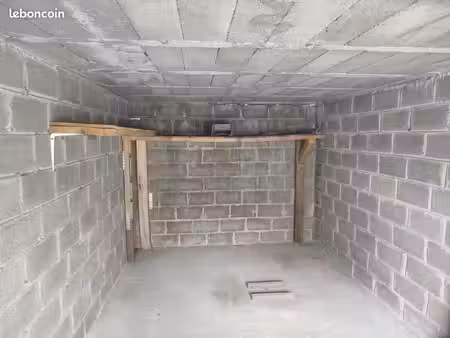 garage la palasse