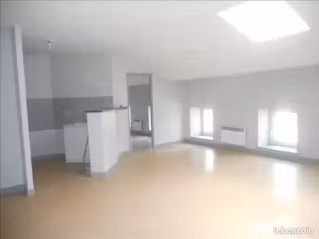 appartement 3 pièces 64 m²