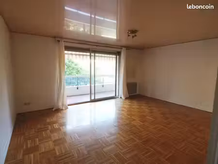 appartement 2 pièces 62 m²