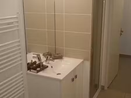 location t2 50m2 talence (pinel)