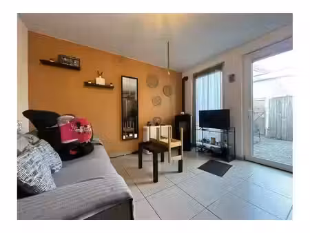 studio à louer à rue de la bonneterie 38 leuze-en-hainaut (vbe75736)