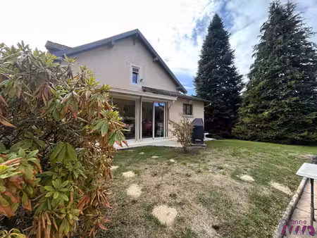 à vendre à bavilliers - maison spacieuse sur un grand terrain