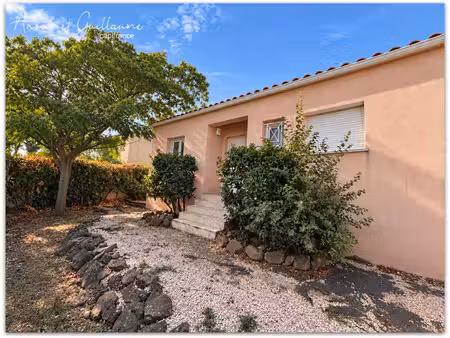 exclusivité - villa de 112m² habitable environ 4 pièces avec jardin et garage – lézeignan-