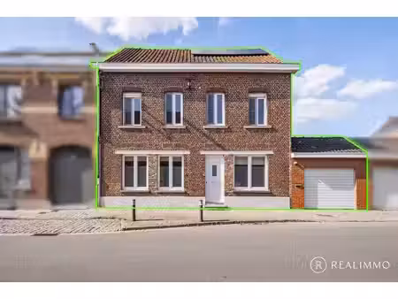 ruime woning met grote tuin in kooigem