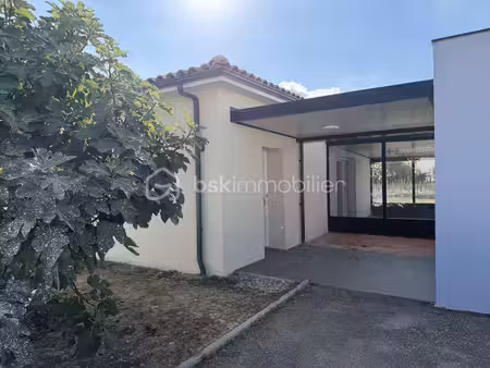 maison de 83 m² à valence