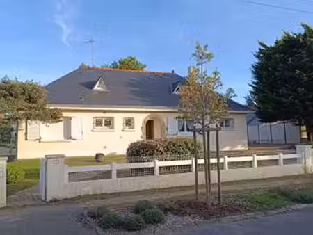location maison à pornichet sainte-marguerite (44380) : à louer / 162m² pornichet sainte-m
