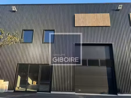 location entrepôt la meziere 35520 200m² à 400m²