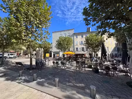 location commerce valence 26000 42m²