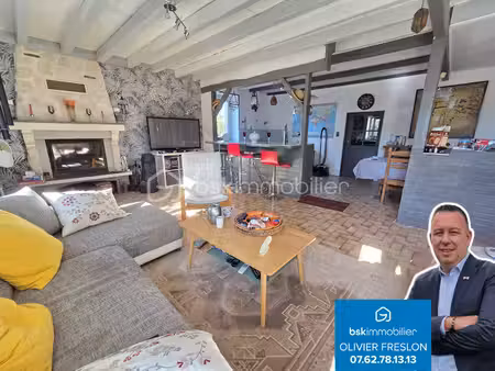 maison en pierre de 210 m² à mornay-sur-allier