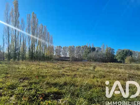 vente terrain 3 700 m²