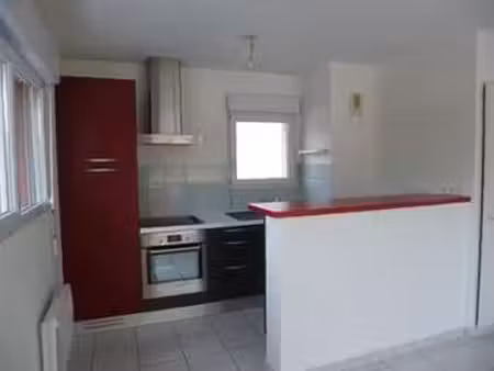 location appartement 2 pièces à lannion (22300) : à louer 2 pièces / 43m² lannion