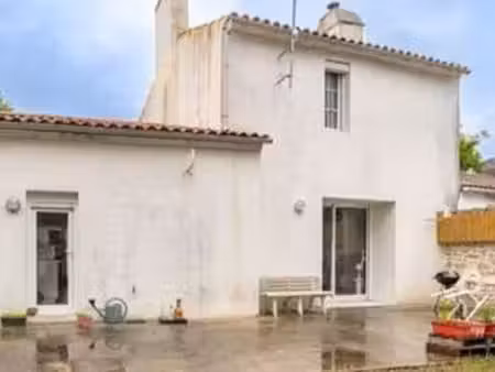 vente maison à bouin (85230) : à vendre / 63m² bouin