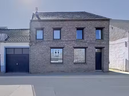 ruime hob met véél potentieel  3 slpk  tuin én garage!