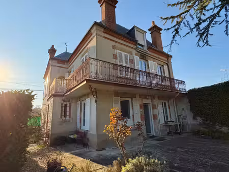 vente maison 7 pièces  179.72m²  pithiviers