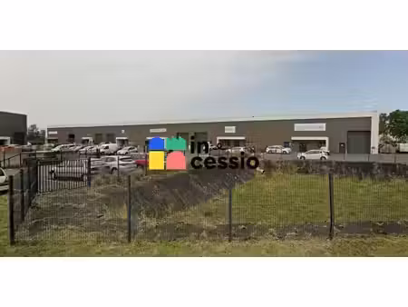 location local d’activités le mans 72100 358m²