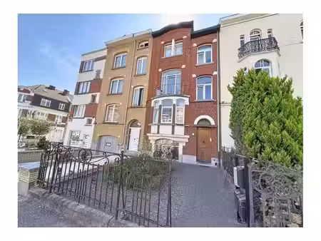triplex à vendre à avenue de koekelberg 85 berchem-sainte-agathe (vbe75419)