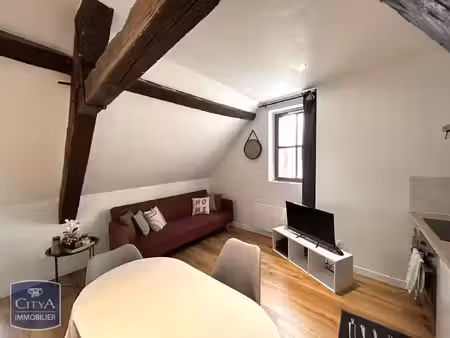 appartement à louer 1 pièce 21.7 m² - chinon (37) - 500€