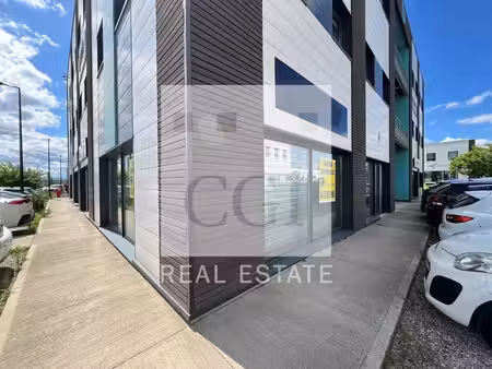 vente commerce 144m²