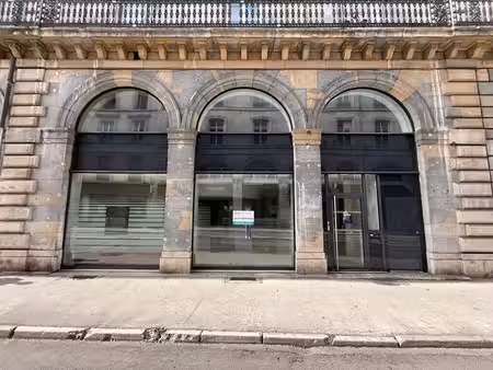 location commerce besancon 25000 203m²