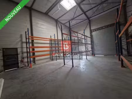 location local d’activités velaux 13880 400m²