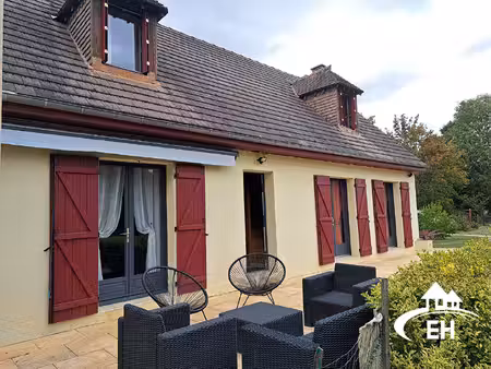 pavillon sur sous-sol avec piscine