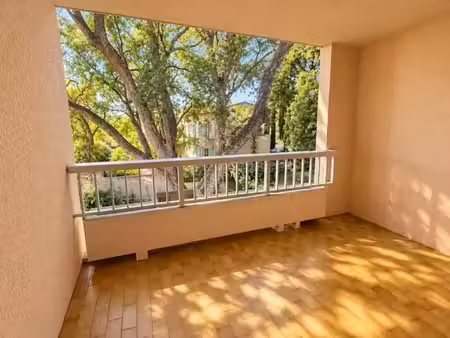 vente appartement 1 pièce 22.83 m² à saint-mandrier-sur-mer (83430)  128 000 €
