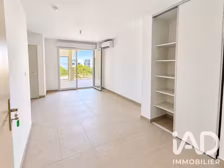 studio à monteux (84170)