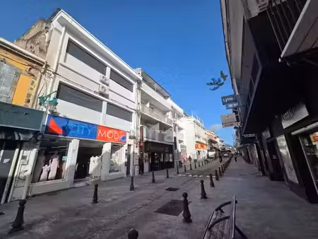 location locaux professionnels 7 pièces 90 m² à basse terre (97100)  2 288 €